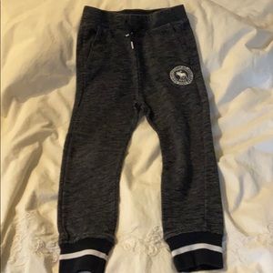Boys Abercrombie Joggers Size 7/8 (M)